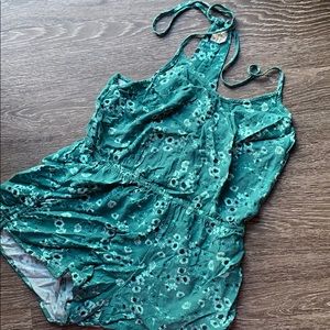 O’Neill size M romper